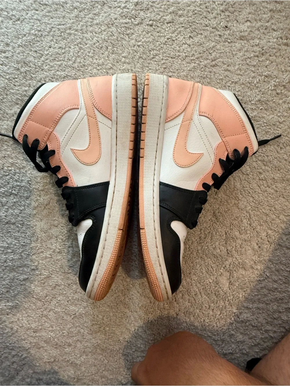 Jordan 1 High mens Sneakers in Pink, Black & White